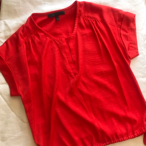 BCBG Poppy V-neck Top - Picture 6 of 7